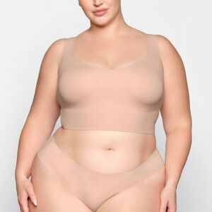 Skims naked plunge longline bra